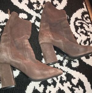 Elegant Brown Ankle Boots
